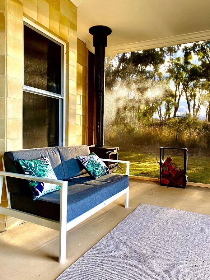 Accommodation Creek Cottages & Sundown View Suites Ballandean Zewnętrze zdjęcie